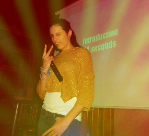 Pinar on Karaoke