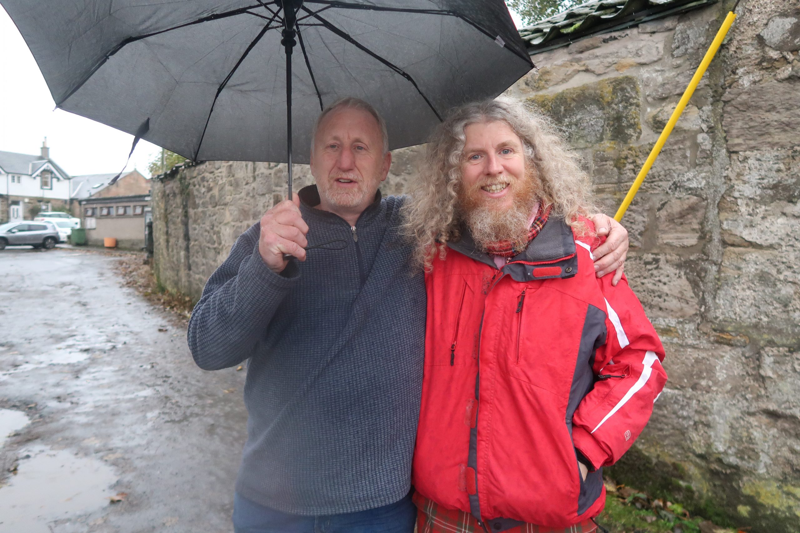 John Smith Globe Lie – Interview