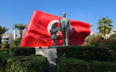 Antalya Living – Park Visit, Council Bills & Meeting Steve | November 2024, Day 7