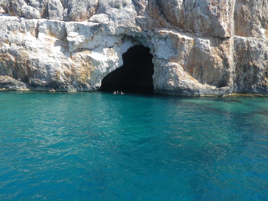 V-GO Yachting – Blue Cruise – Day 4 – Pirate’s Cave