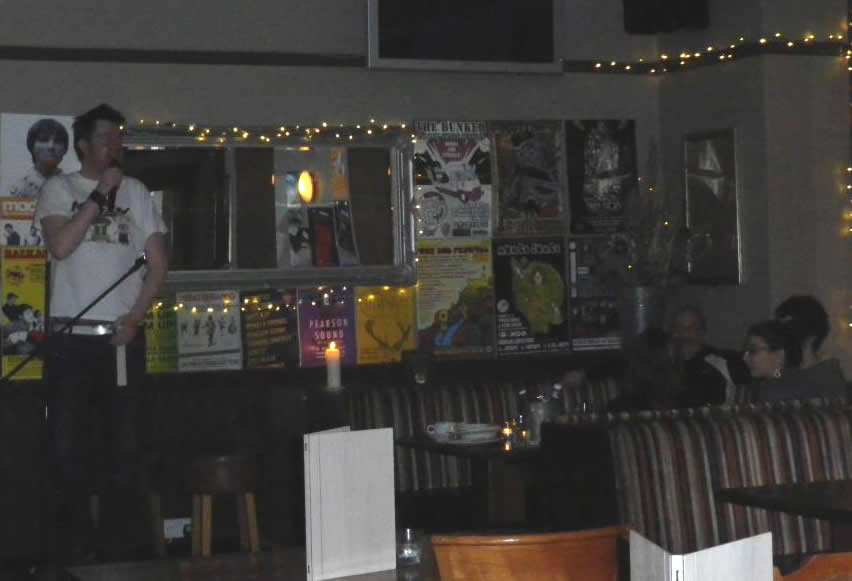 Footlights Bar – 2/2/14